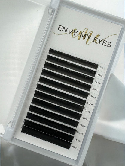 .15 Matte Black Super Soft Flat Classic Lashes